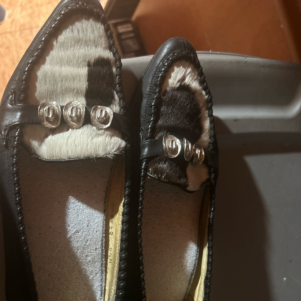 Vintage Neiman Marcus Cowhide Flats